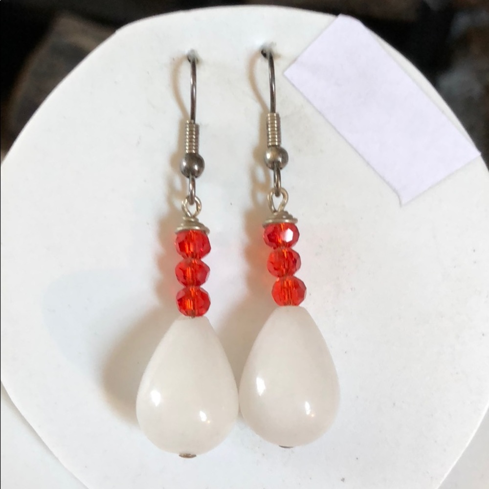 Beautiful! 5 Piece Jewelry Set - Picture 5 of 8